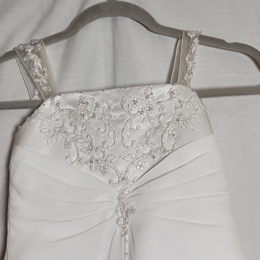 David Bridals White Beaded Embroidered Flower Girl Communion Dress Sz 5 - Picture 3 of 13
